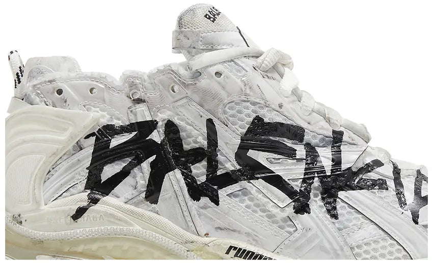Balenciaga Runners (Graffiti - White Black)