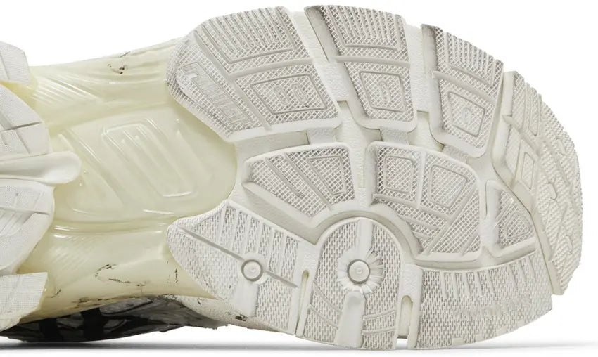 Balenciaga Runners (Graffiti - White Black)